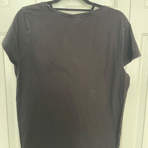 Tee-shirts--assorted - Picture 12 of 13